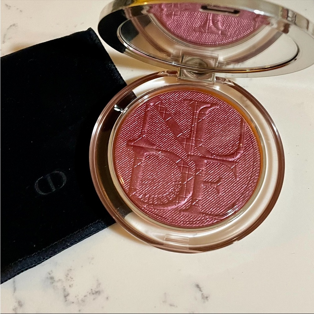 Dior - Diorskin Nude Luminizer Blush | Shade 11 Plum Pop | Discontinued & Rare